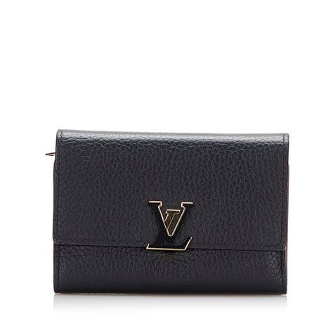 louis vuitton lompakko hinta|louis vuitton capucines.